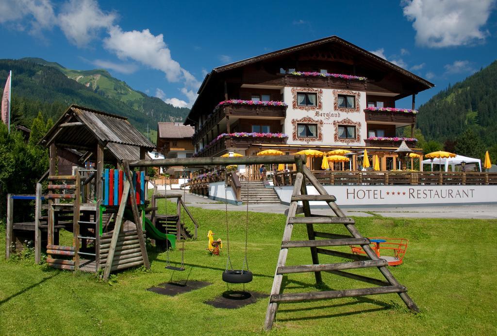 Hotel Bergland Lermoos Bagian luar foto